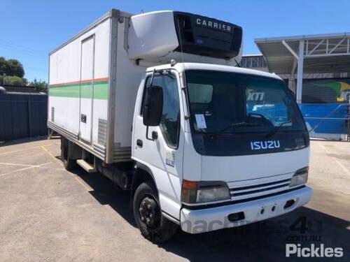 2002 Isuzu NQR 450 Long