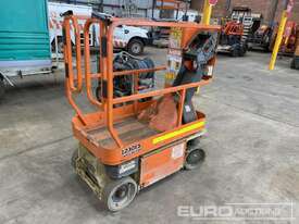 JLG 1230ES Wheeled Vertical Mast Lift - picture0' - Click to enlarge