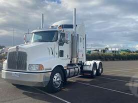 Kenworth T401 - picture2' - Click to enlarge