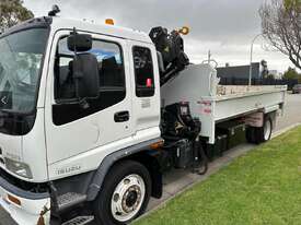 2006 Isuzu FSR Crane/Tipper truck  - picture0' - Click to enlarge