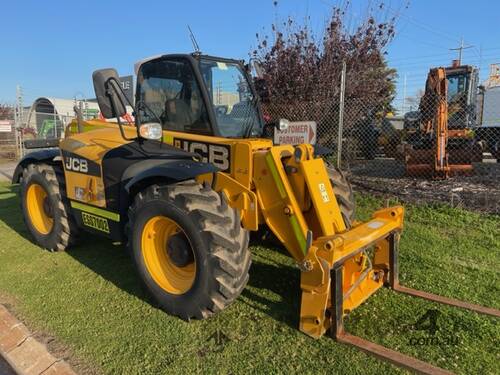 Telehandler JCB 531-70 2015 816 hours 3 tonne 7 metre