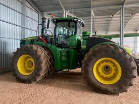 John Deere 9570R Tractor - picture1' - Click to enlarge