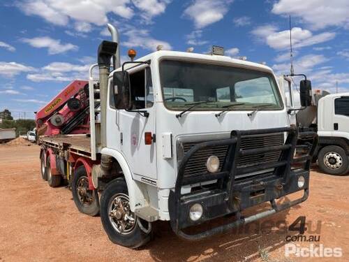 1982 International T Line Cab Chassis 8x4 Crane Truck