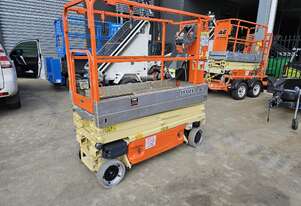 JLG Scissor Lift: Only 380 Hours, Freshly Painted with New Decal Kit & 5 Year Certification