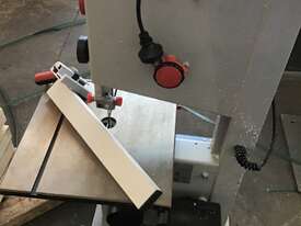 Metabo Bench Top Bandsaw- Model Bss 260 Swift - 240 Volt - picture0' - Click to enlarge