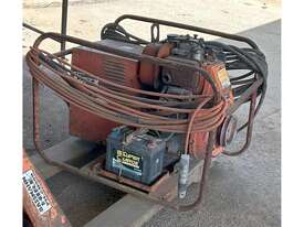 LINCOLN WELDANPOWER 175 WELDER  - picture0' - Click to enlarge