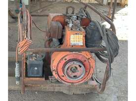 LINCOLN WELDANPOWER 175 WELDER  - picture0' - Click to enlarge