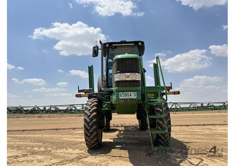 caption 2010 JOHN DEERE 4630 + WEED IT