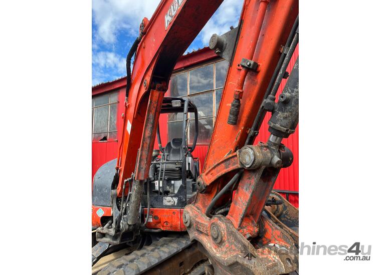 caption CLEARANCE! 5T Kubota Excavator U55 + Buckets (Traded In) - SALE!