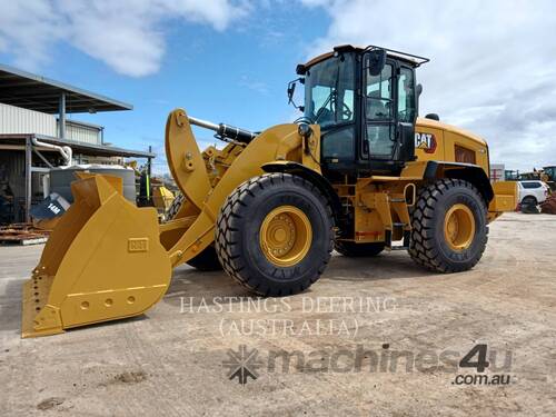 CAT 938K Wheel Loaders integrated Toolcarriers