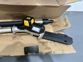 DeWalt Cordless Pole Saw - picture0' - Click to enlarge