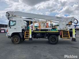 2010 Hino 500 GT 1322 EWP - picture2' - Click to enlarge