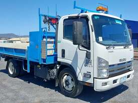 Isuzu NQR 450 - picture0' - Click to enlarge