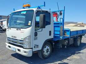 Isuzu NQR 450 - picture1' - Click to enlarge