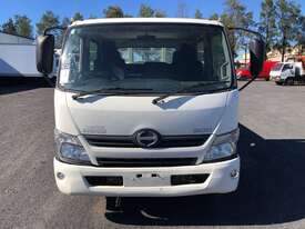 2016 Hino 300 716 Crew Cab Table Top - picture1' - Click to enlarge