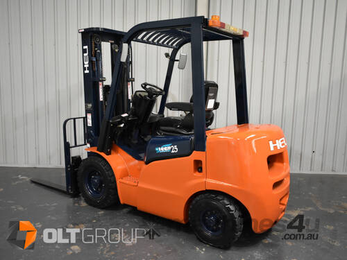 8096 Heli CPCD 2.5 Tonne Diesel Forklift For Sale 4800mm Container Mast Low Hours