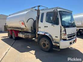 2009 Mitsubishi Fuso Fighter FN600 Fuel Tanker - picture0' - Click to enlarge