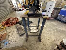 Hitachi Drop Saw & Stand - picture0' - Click to enlarge