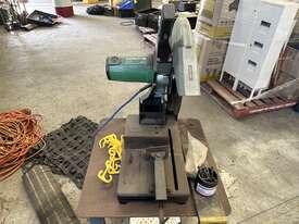 Hitachi Drop Saw & Stand - picture2' - Click to enlarge
