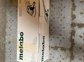 Metabo 4in Angle Grinder in Box - picture2' - Click to enlarge