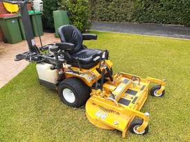 Zero Turn Mower - picture0' - Click to enlarge