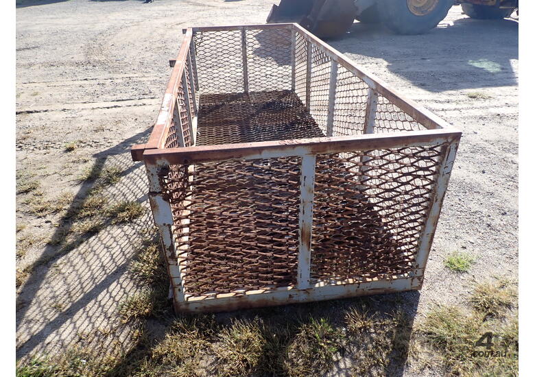 caption Lifting cage/stillage for forklifts