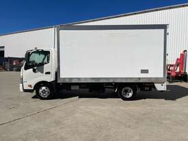 2019 Hino 300 616 Furniture Pantech - picture2' - Click to enlarge