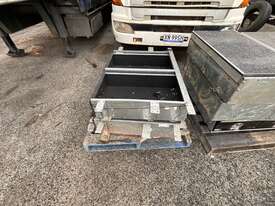 2x Pallets of Ute Double Draws x5 - picture0' - Click to enlarge