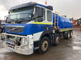 2012 Volvo FM MK2 Water Cart - picture1' - Click to enlarge
