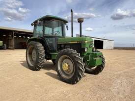 John Deere 2850 FWA - picture0' - Click to enlarge