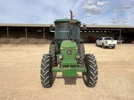 John Deere 2850 FWA - picture0' - Click to enlarge