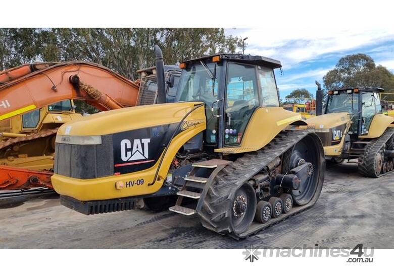 caption Caterpillar Challenger
