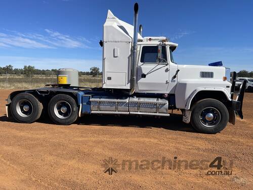 1990 Ford Louisville LT9000   6x4 Prime Mover