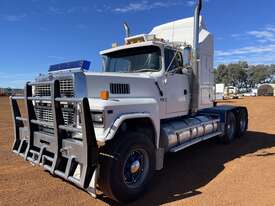 1990 Ford Louisville LT9000   6x4 Prime Mover - picture0' - Click to enlarge