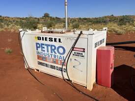 2016 Petro Group Secondary Contained Aboveground Tank For Flammable Liquids, Capacity: 2000L, DOM: 0 - picture0' - Click to enlarge