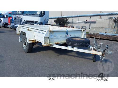 Bed Ind. Box Trailer