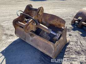 Hydraulic Tilting Bucket to suit CAT 315  - picture2' - Click to enlarge