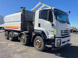 2019 Isuzu FYH 300-350 Water Tanker - picture0' - Click to enlarge