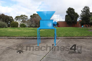 Industrial Twin Shaft Shredder - 2 x 3kW