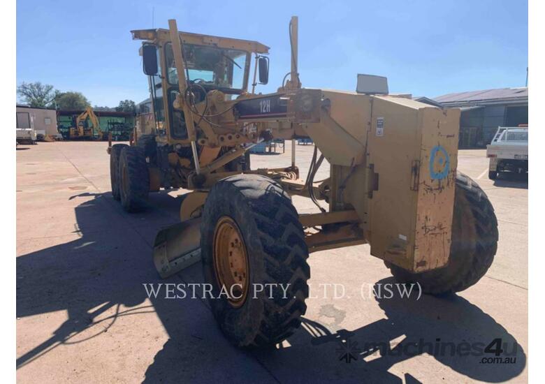 caption CAT 12H Motor Graders