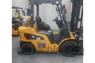   Cat 2.5T Forklift _ GP25N