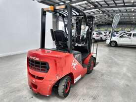 2020 Hangcha Pride CPCD25 XW33F Ride-On Diesel Forklift - picture0' - Click to enlarge