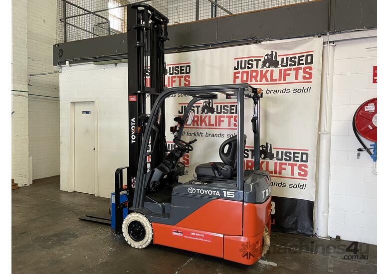 caption TOYOTA 8FBE15 57206 1.5 TON 1500 KG CAPACITY ELECTRIC FORKLIFT 5000 MM 2 STAGE MAST