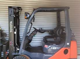 1.8T Toyota Forklift   - picture0' - Click to enlarge