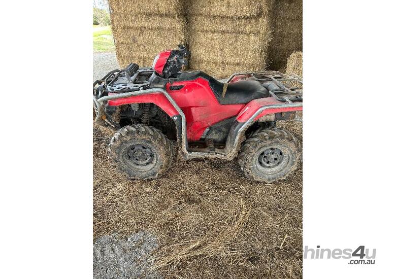 caption Honda TRX520