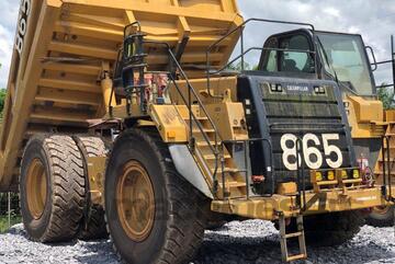 Caterpillar CAT 777F DUMP TRUCK Caterpillar CAT 777F DUMP TRUCK