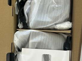 1 X Pair Of Rough Country 9 Inch LED Driving Lights - picture0' - Click to enlarge