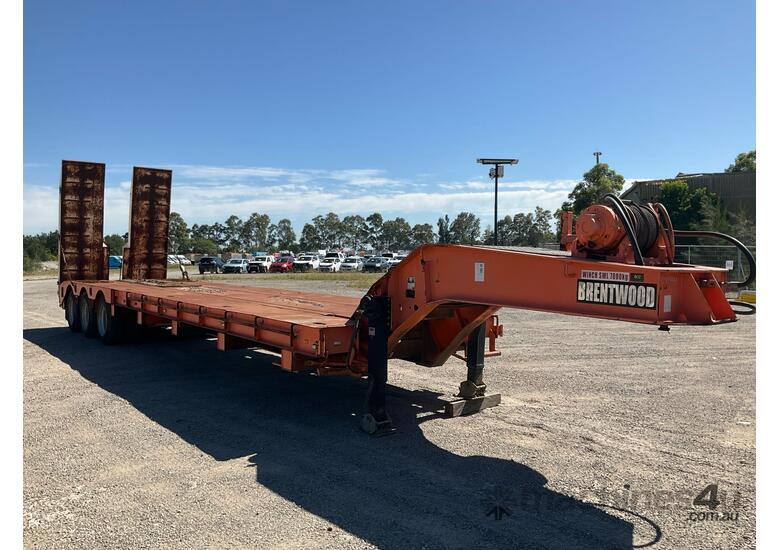 2004 Brentwood BWD3034AB Widening Low Loader