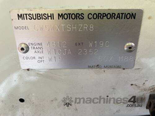 caption 2011 Mitsubishi Outlander LS Petrol