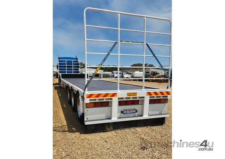 caption 2009 SOTHERN CROSS DROPDECK